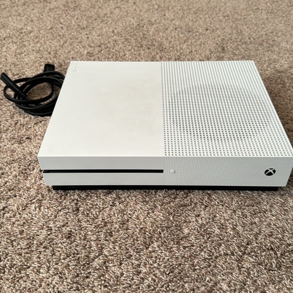 Microsoft Other - Xbox One S